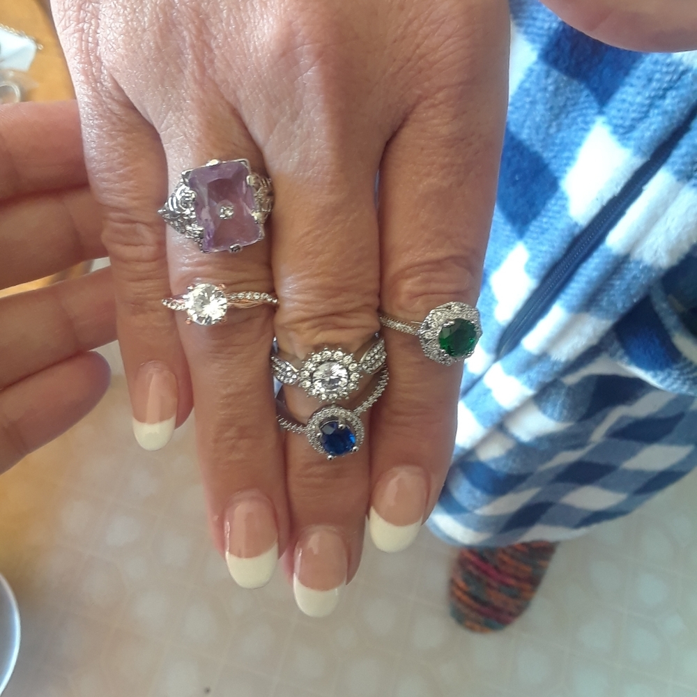 🌞 Just In🌞 Lot of 5 size 8 Rings 🌞